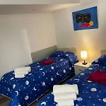Donnaregina5 Apartmán *
