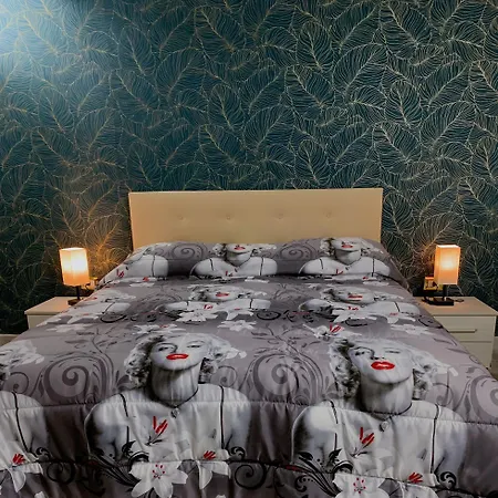 Donnaregina5 Apartman Nápoly
