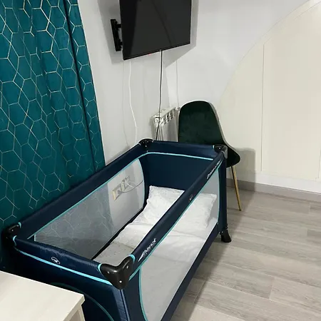 Donnaregina5 Apartman *