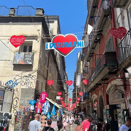 Donnaregina5 * Nápoly
