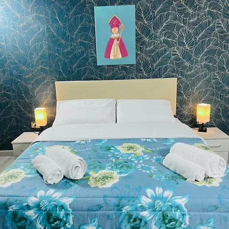 Apartman Donnaregina5 *