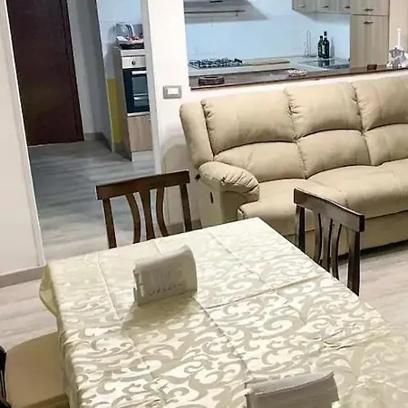 Apartman Donnaregina5 *
